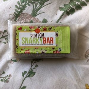 Perfectly Posh POM POM SNARKY BAR